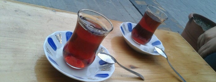 Eyüp belediye arkası çay ocağı is one of Lugares favoritos de Önder.
