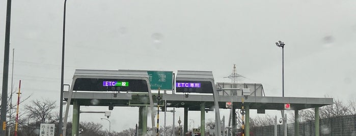 新津IC is one of IC/JCT.