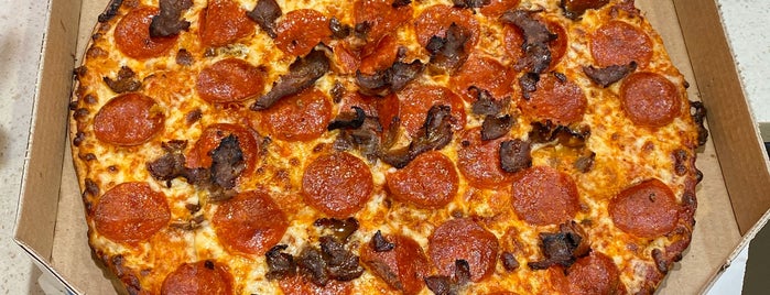Domino's Pizza is one of Must-visit Food in Brooklyn.