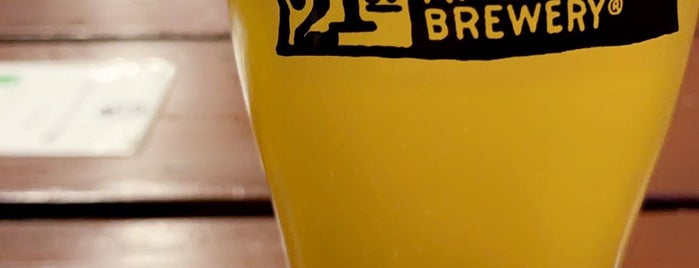 21st Amendment Brewery is one of Orte, die Lucia gefallen.