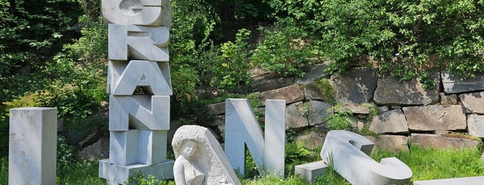 Monument Nomen Omen is one of Česká Republika.