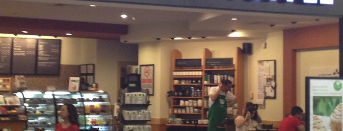 Starbucks is one of Lugares favoritos de Melissa.