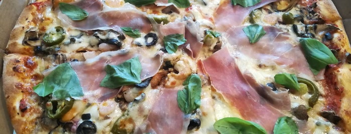 Puzzle Pizza is one of Prague to-eat&drink.