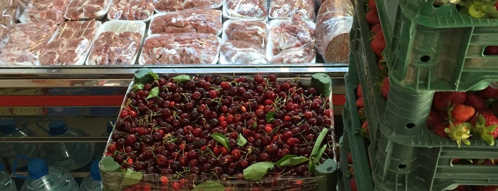 Keskin Market is one of Yalçın'ın Beğendiği Mekanlar.