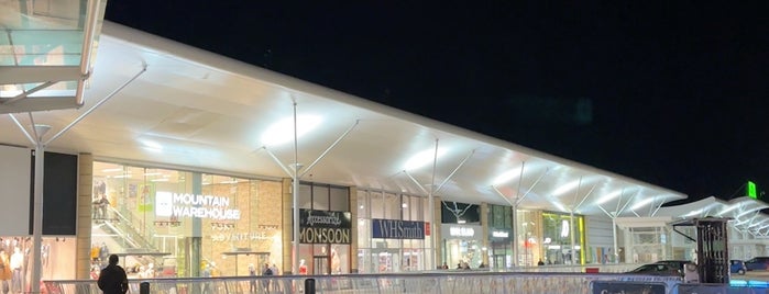Castlepoint Shopping Centre is one of Orte, die 👉👈🎉 gefallen.