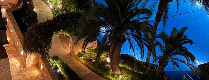 Mövenpick Resort & Residences Aqaba is one of Nidal´s Jordan favourites.