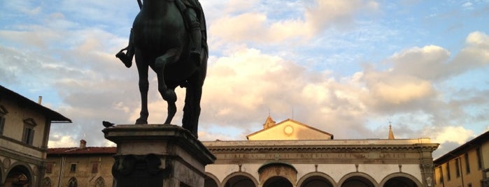 Piazza della Santissima Annunziata is one of Sunny@Italia2014.
