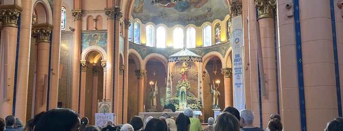 Igreja Matriz Nossa Senhora da Paz is one of locais para se divertir.