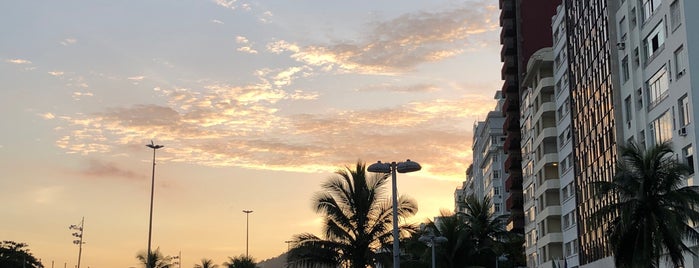 Praça do Lido is one of Locais habituais.