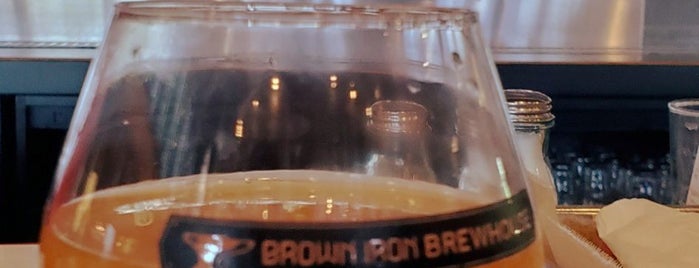 Brown Iron Brewhouse Washington Township is one of Detroit.