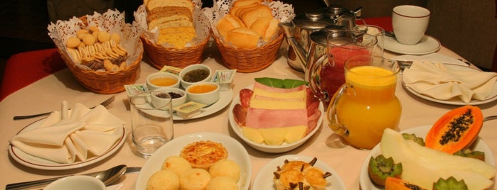 Café da Manhã DBeach Resort is one of Locais curtidos por Susan.