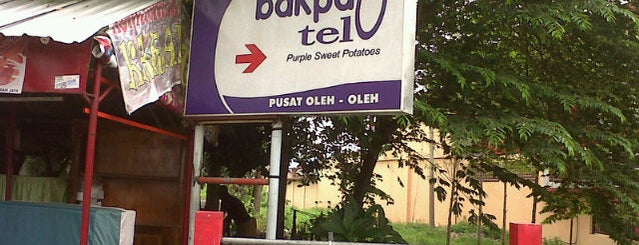 Bakpao Telo Pandaan is one of My Favorite Places.