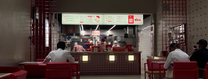 Biga Burger is one of Riyadh (برجر).