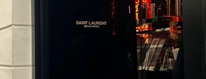 YSL Cafe is one of Paris November 2023 💙❤️🤍✔️.