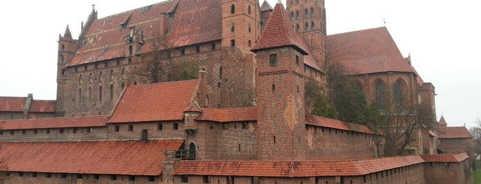 Ordensburg Marienburg is one of Список Хипстерахмет-Хипстеракиса.