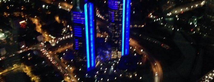 Sapphire Tower Sky Ride 4D is one of Locais salvos de Ab.