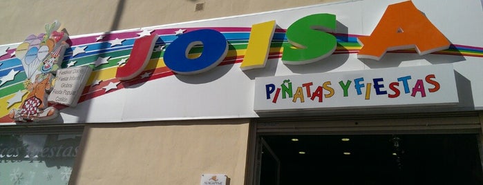 Piñatas y Fiestas Joisa is one of Zona Comercial La Gallega.