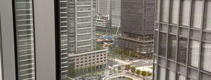 パシフィックセンチュリープレイス丸の内 is one of 高層ビル＠東京（part1）.