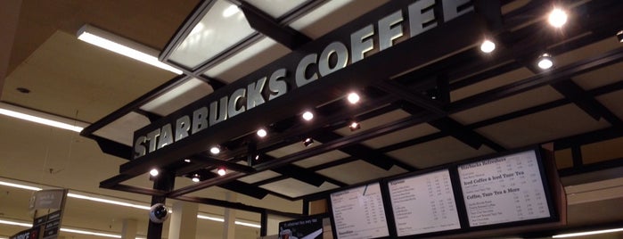 Starbucks is one of Orte, die Lashes gefallen.
