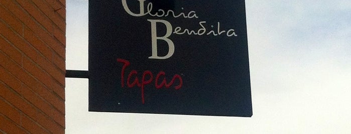 Gloria Bendita is one of Sevilla.