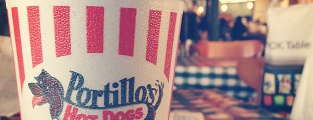 Portillo's is one of Chicago food.