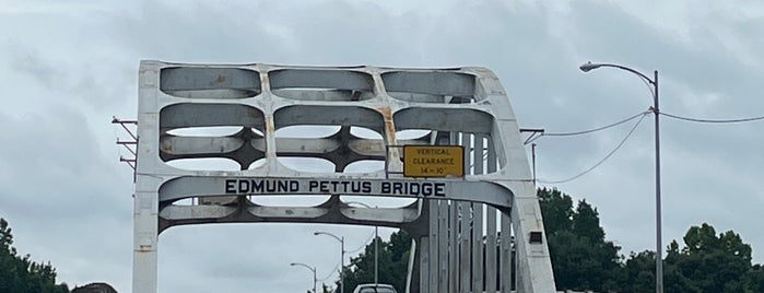 Edmund Pettus Bridge is one of Southern Road Trip 2017.