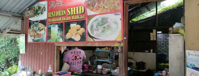 Restoran Shid Seafood & Ikan Bakar is one of Jalan Jalan Cari Makan 2.