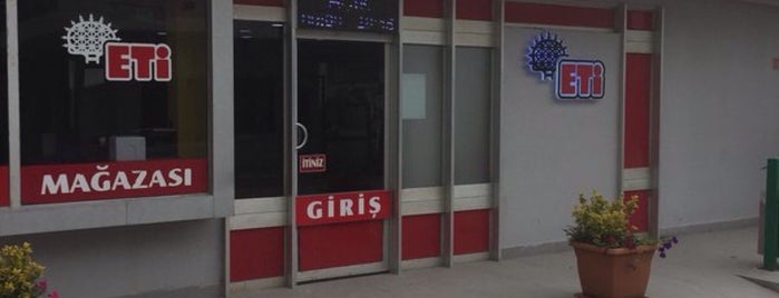 Eti Satış Mağazası is one of สถานที่ที่ Ismail ถูกใจ.