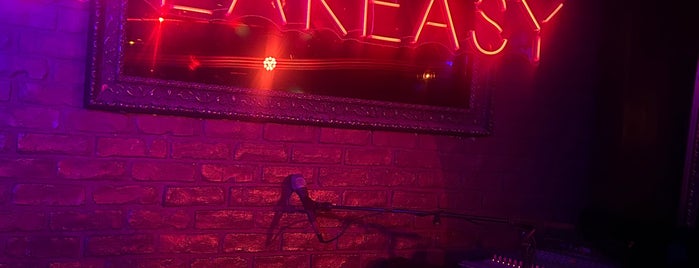 Le Speakeasy is one of Huda Recommends In Paris.