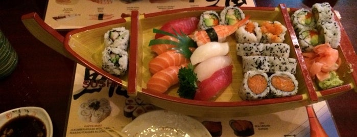 Tokyo Sushi is one of Darwin'in Beğendiği Mekanlar.