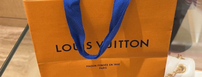 Louis Vuitton is one of Must-visit Clothing Stores in Barcelona.