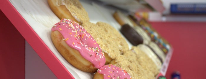 Little Monster Donuts is one of Nom Nom!.