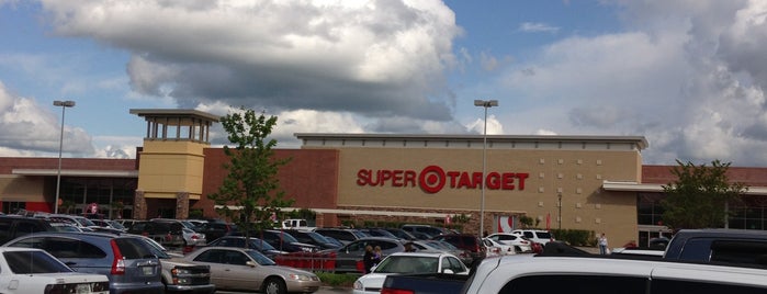 Target is one of สถานที่ที่ Dave ถูกใจ.