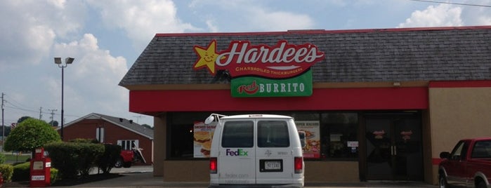 Hardee's is one of Orte, die Mike gefallen.