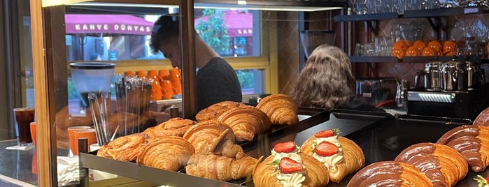 Mendel’s Bakery is one of İstanbul.