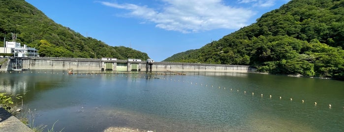 花貫ダム is one of 観光名所.
