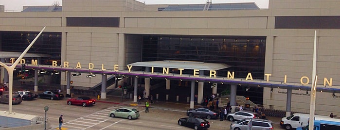 Aeroporto Internazionale di Los Angeles (LAX) is one of Airports.