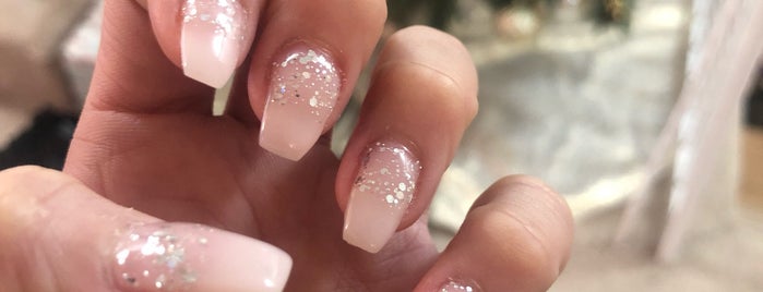 Coco Nails is one of Stephanieさんのお気に入りスポット.