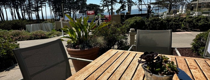 Sanderlings Restaurant is one of Santa Cruz & Capitola.