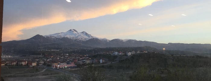 Beştepe Restaurant is one of Kayseri.