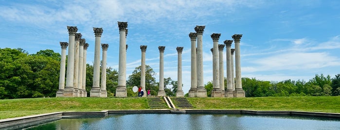 National Capitol Columns is one of Good date places.