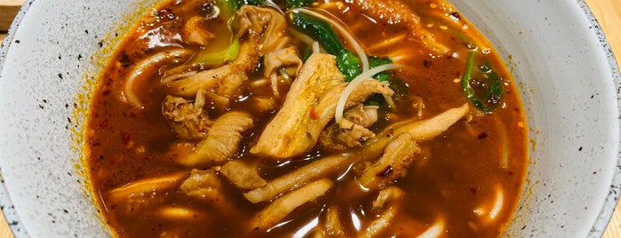 Dagu Rice Noodle is one of Shanghai.