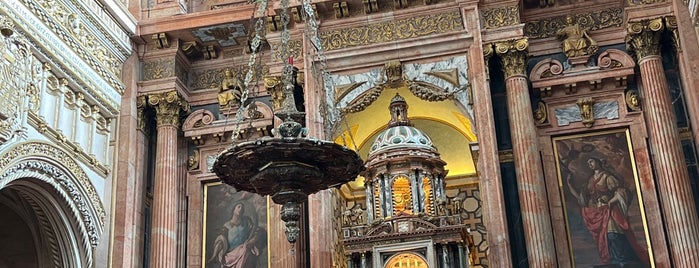 Mezquita-Catedral de Córdoba is one of Cordoba.