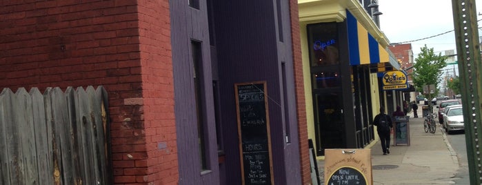 Harrison Street Coffee Shop is one of The 15 Best Places for Tea in Richmond.