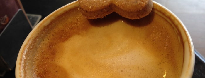 Gloria Jean's Coffees is one of Lugares favoritos de HaMdİ.