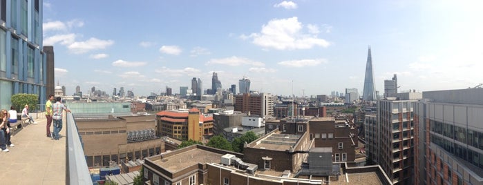 Blue Fin Building roof terrace is one of สถานที่ที่บันทึกไว้ของ Ryan.