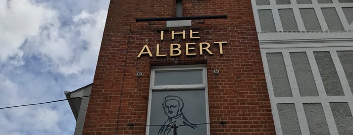 The Albert is one of Puppala'nın Kaydettiği Mekanlar.