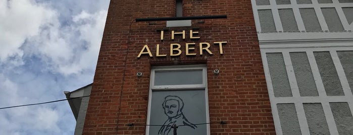 The Albert is one of สถานที่ที่บันทึกไว้ของ Richard.