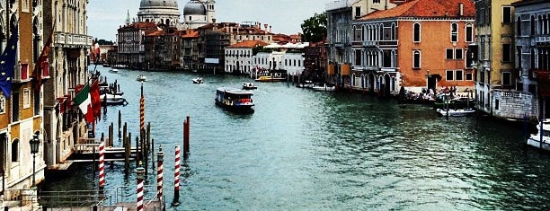 Locais curtidos por Yess