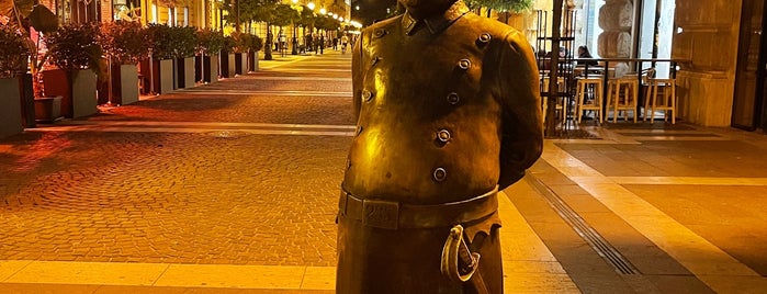 bronze policeman is one of BP.